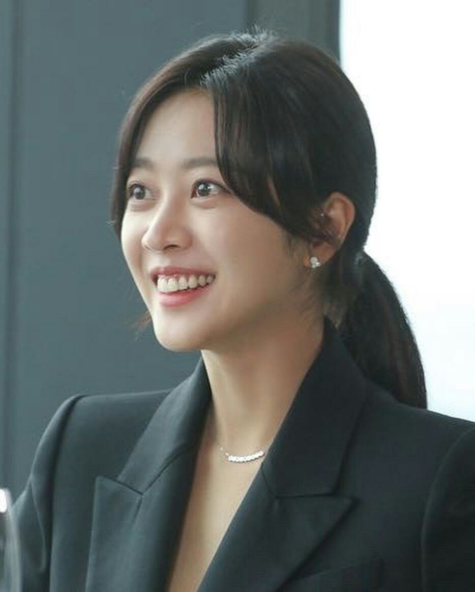 83601c0a563e4f7fe97efab9beb86a53