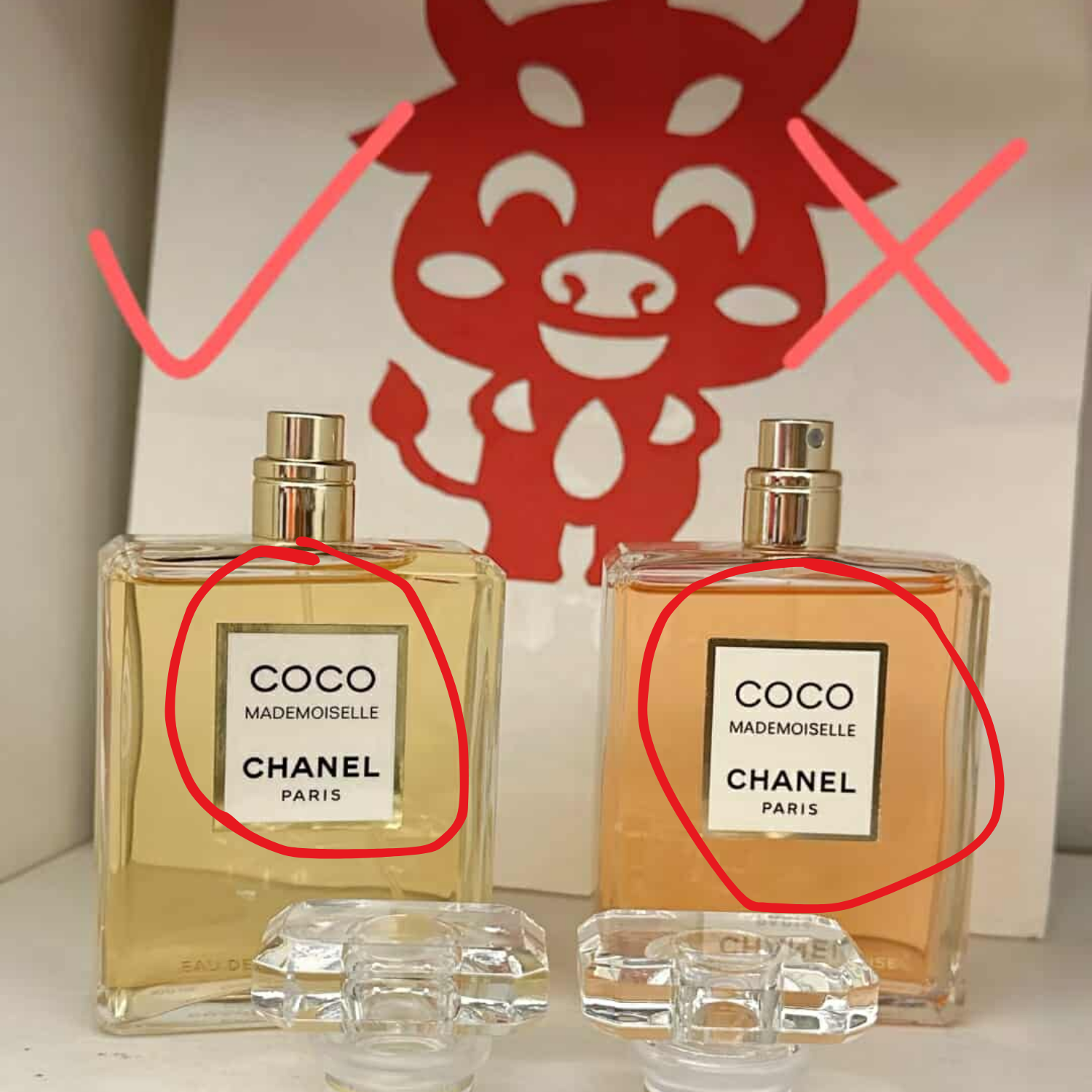 Seal và bao bì chai nước hoa chính hãng với thiết kế sắc nét, in ấn rõ ràng.