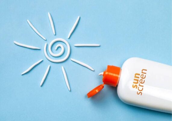 top kem chong nang hoa hoc cf7392b69b5c43b0a169a513b7bc64e6 1024x1024