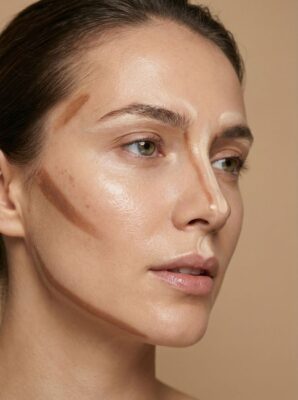 Kem tạo khối chính là bí quyết tôn vinh đường nét cho gương mặt