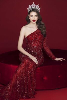 Visual thảm đỏ bắt đầu từ một làn da đủ sáng, đủ sang