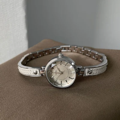 Song Hye Kyo: Bạch Nguyệt Quang Làm Cả Châu Á Rung Động Trong Bom Tấn Hậu Duệ Mặt Trời 11 dh2